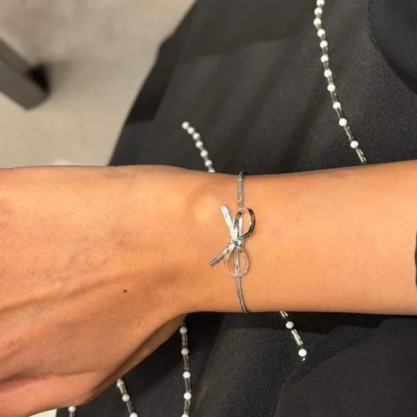 Sleek Bow Bracelet