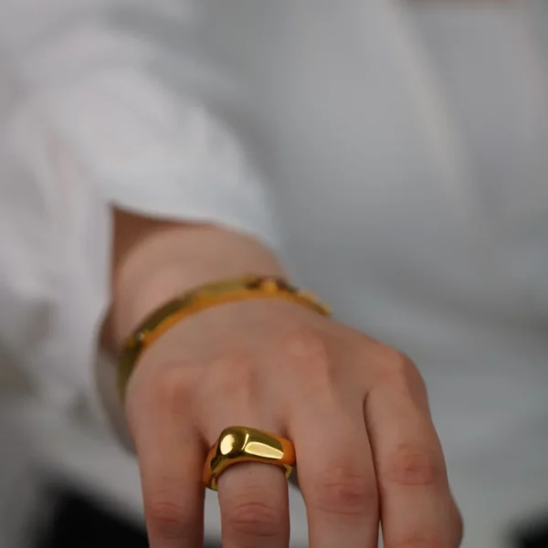 Dome Ring