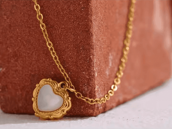 Pearl Heart Necklace - Image 5