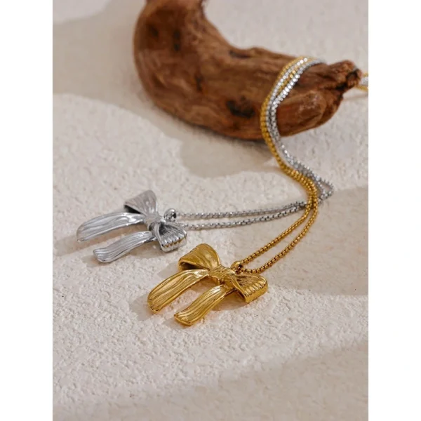 Metropolis Bow Necklace - Image 5