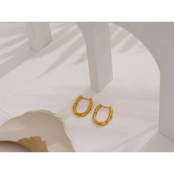 Oval Huggie - Image 3