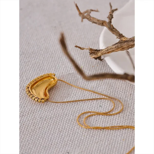 Crescent Moon Necklace - Image 5