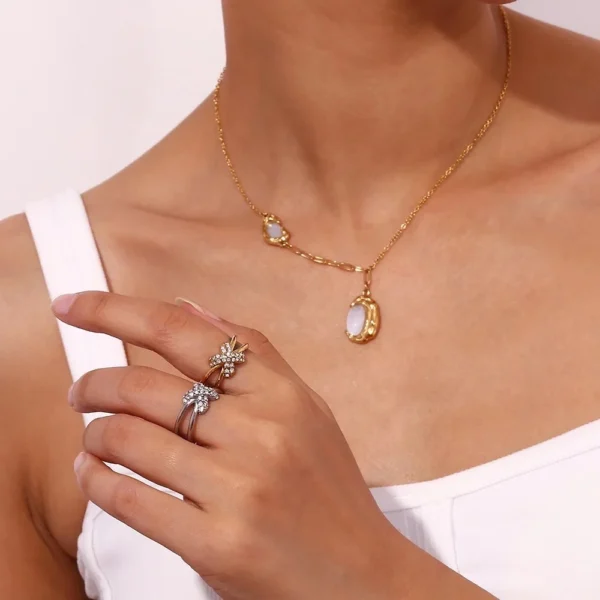 Dainty X Ring