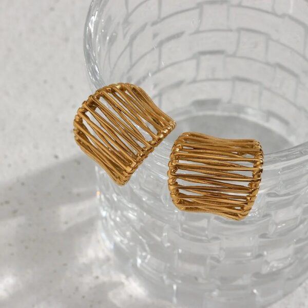 Gold Cage Ring - Image 6