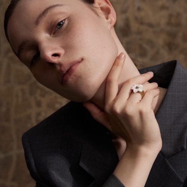 Floral Delicacy Ring
