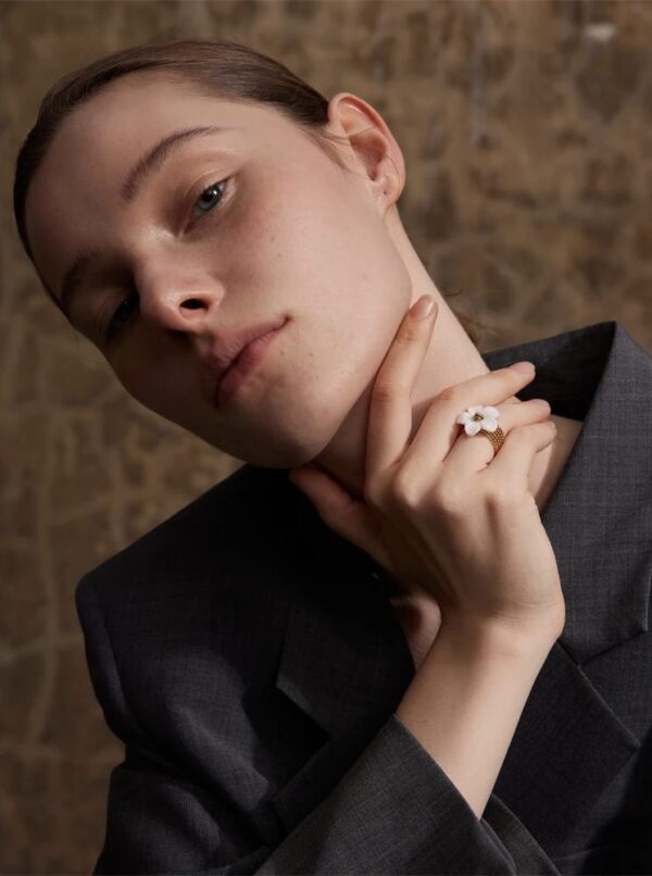Floral Delicacy Ring