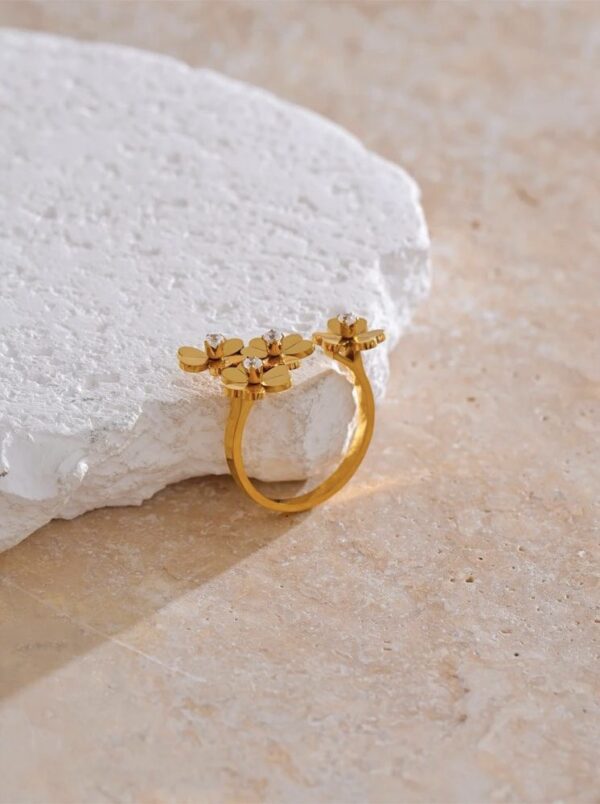 Floral Cluster Ring - Image 4