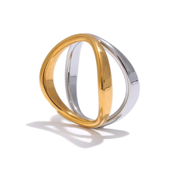 Embrace Ring